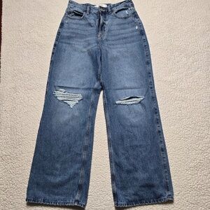 Hollister Ultra High Rise Baggy Wide Leg Distressed Jeans Size 28